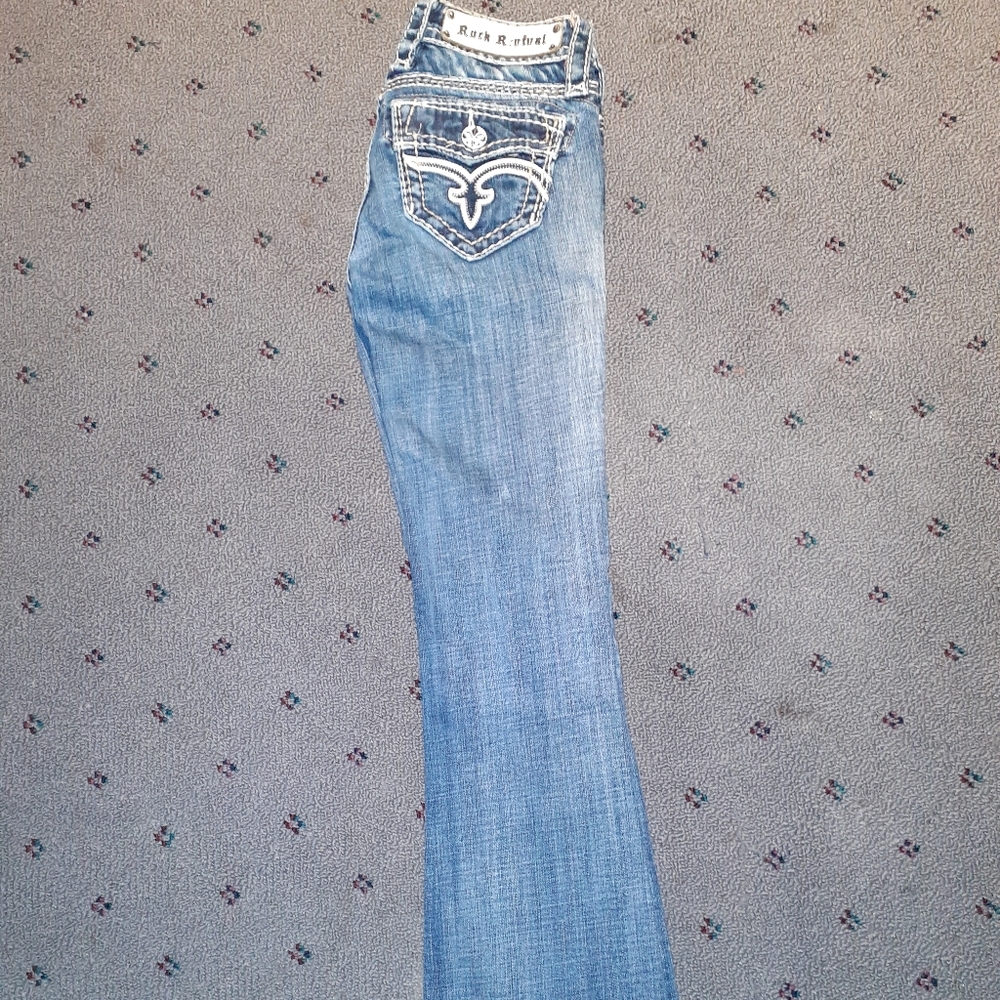 Womens Rock Revival Jeans: